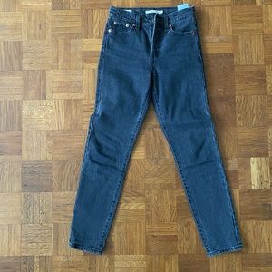 Levi’s Wedgie Icon Jeans